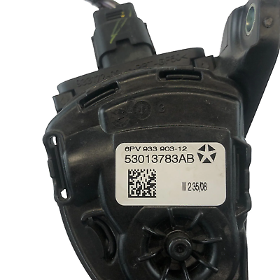 04 Jeep Liberty Accelerator Gas Pedal OEM 53013783AB