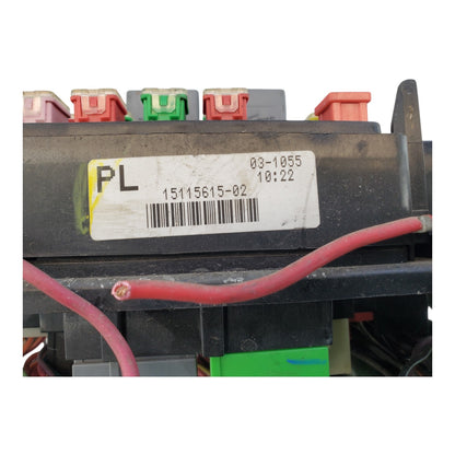 Engine Fuse Box CHEVY SILVERADO 1500 2003-05 USED OEM 15115615-02