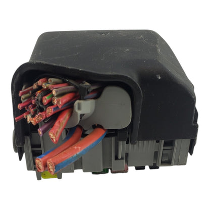 13-19 Cadillac XTS Fuse Relay Box Body Control Module 13222786 Oem