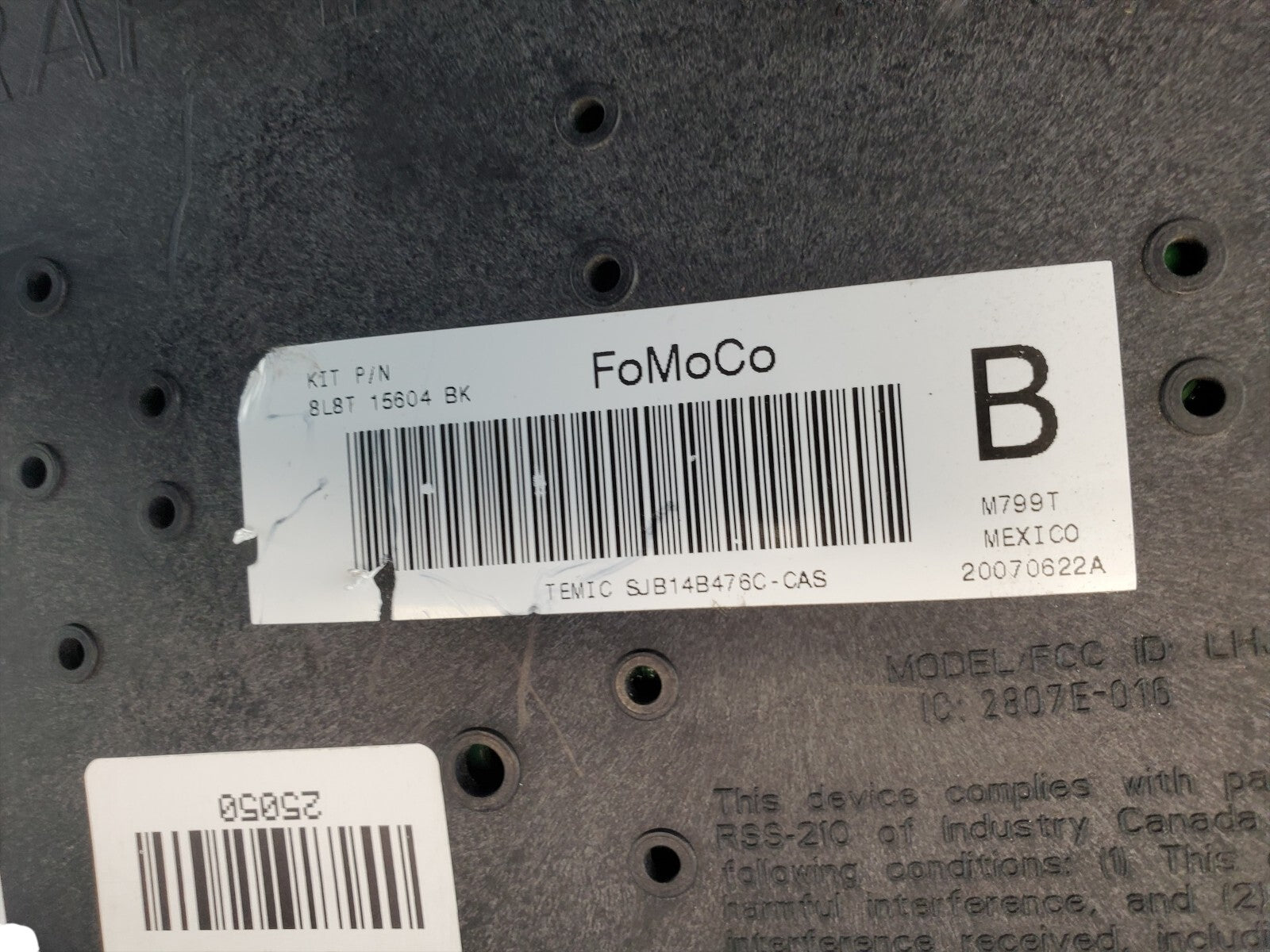 08-09 Ford Escape Mariner Interior Relay Fuse Box 8L8T-15604-BK Factory OEM