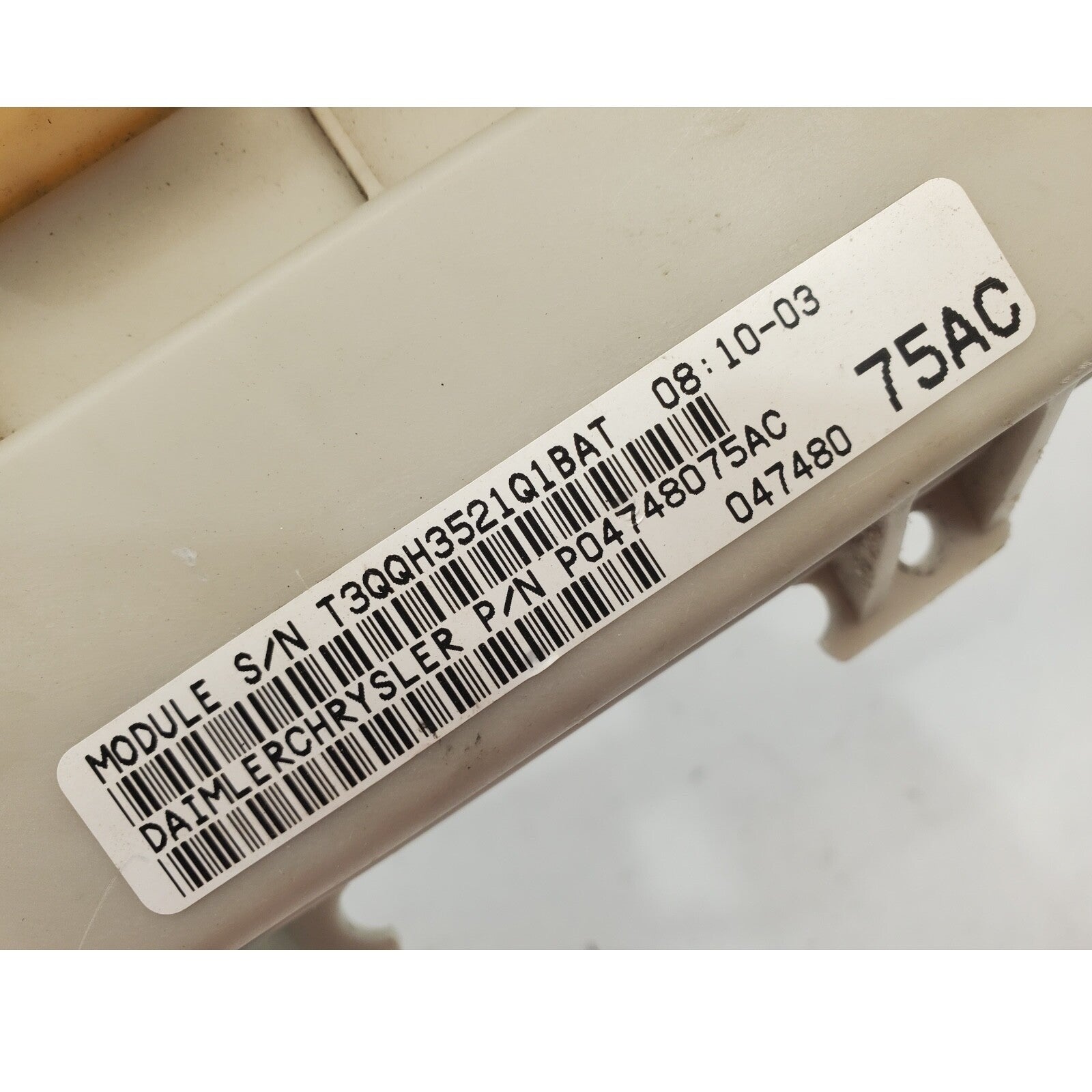 02-03 Dodge Caravan Body Control Unit BCM P04748075AC