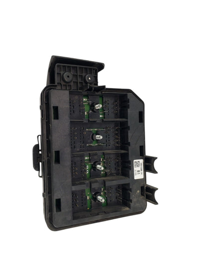 08-11 CHEVROLET IMPALA Fuse Box Engine Without Police Package 25915388
