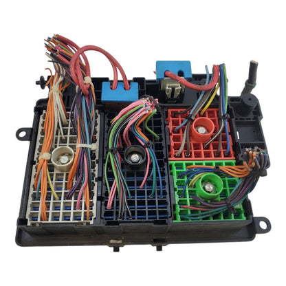 1999-2002 Chevrolet Silverado Suburban Tahoe Fuse Box Junction OEM 15328806-05