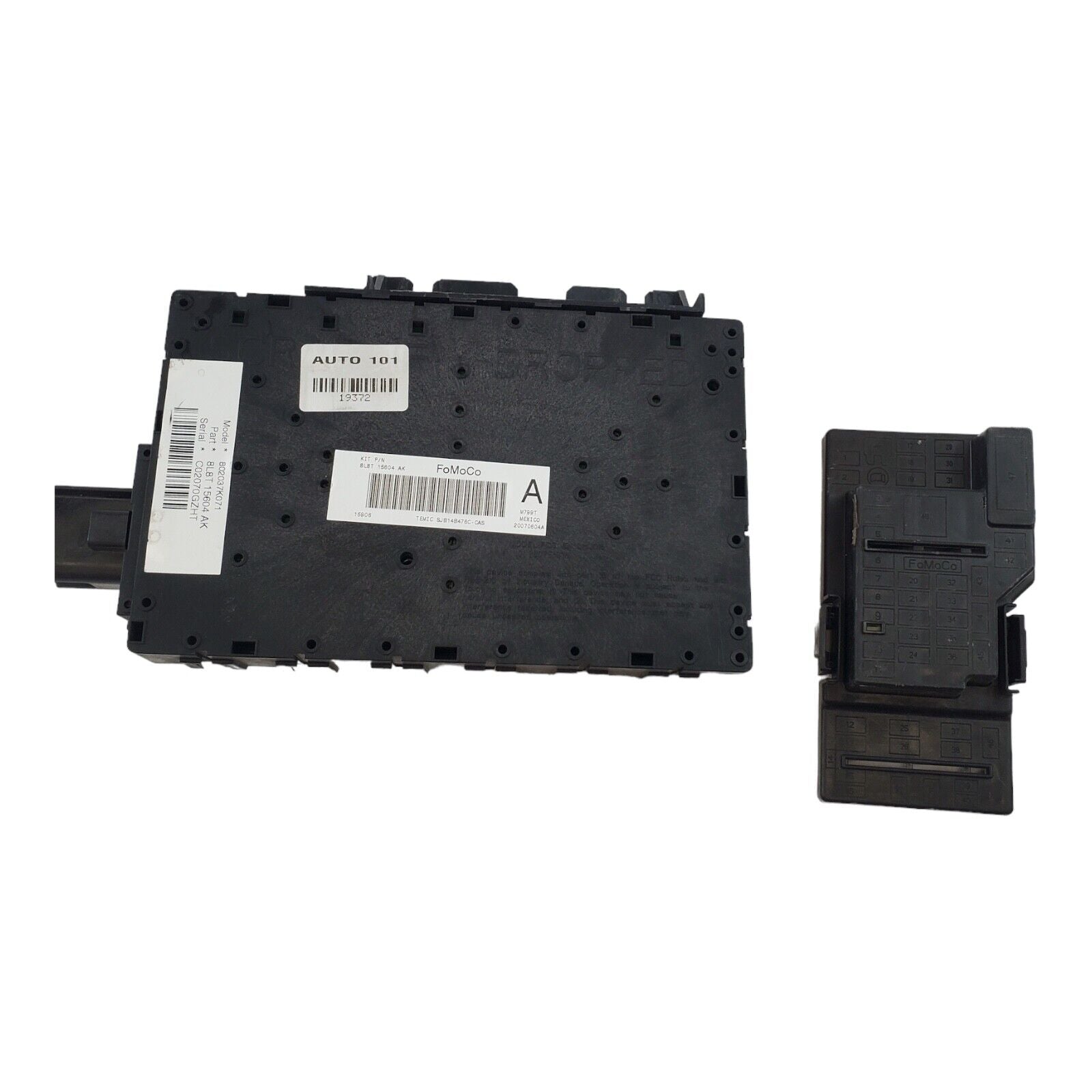 2008-2009 Ford Escape Interior Relay Fuse Box 8L8T-15604-AK Factory OEM J28