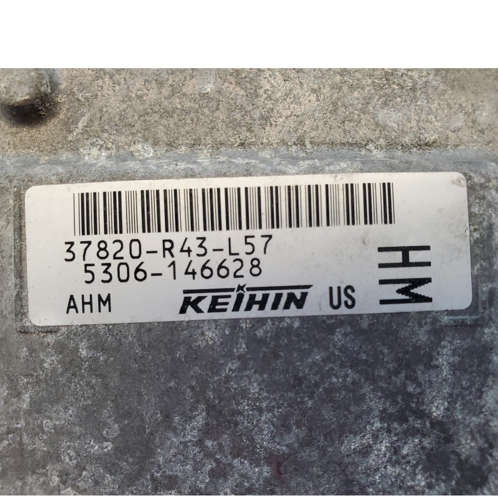 USED OEM 08-10 HONDA ACCORD 37820-R43-L57 ENGINE COMPUTER