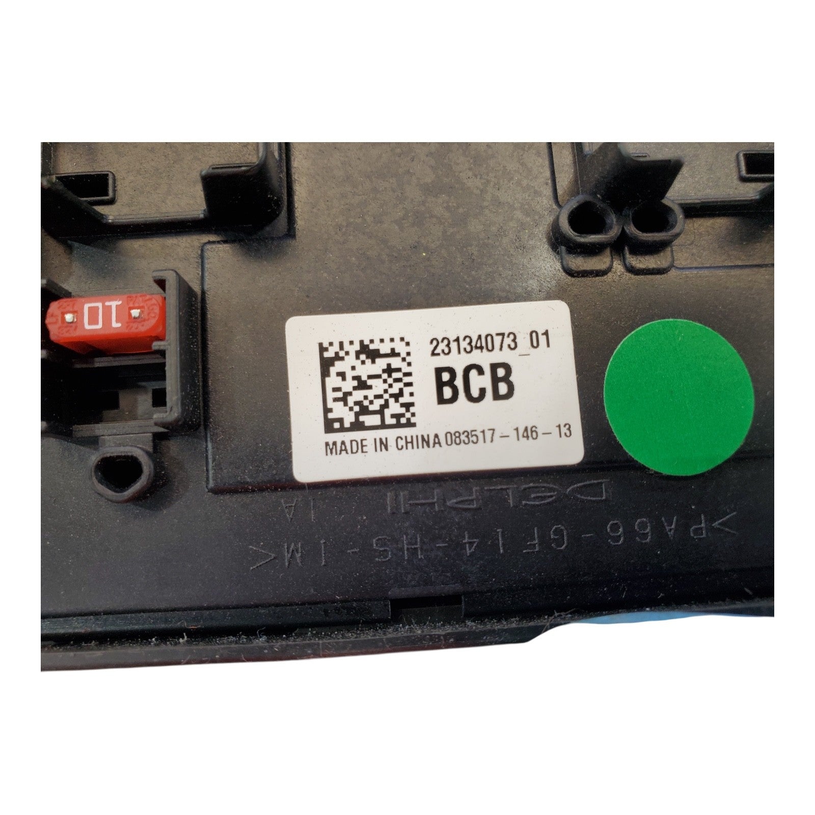 2014 - 2019 Cadillac Ats Left Rear Trunk Fuse Relay Junction Block Box 23134073