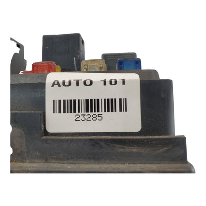 99-02 GMC suburban 5.3 2WD Tahoe Fuse Relay Box 12193645-09 Module