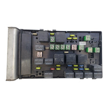 Fuse box relay box 05102969AC Mopar 2006-2007