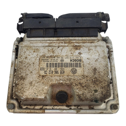 2001 VW Beetle Turbo Diesel Engine Computer Control ECM 038906012CR