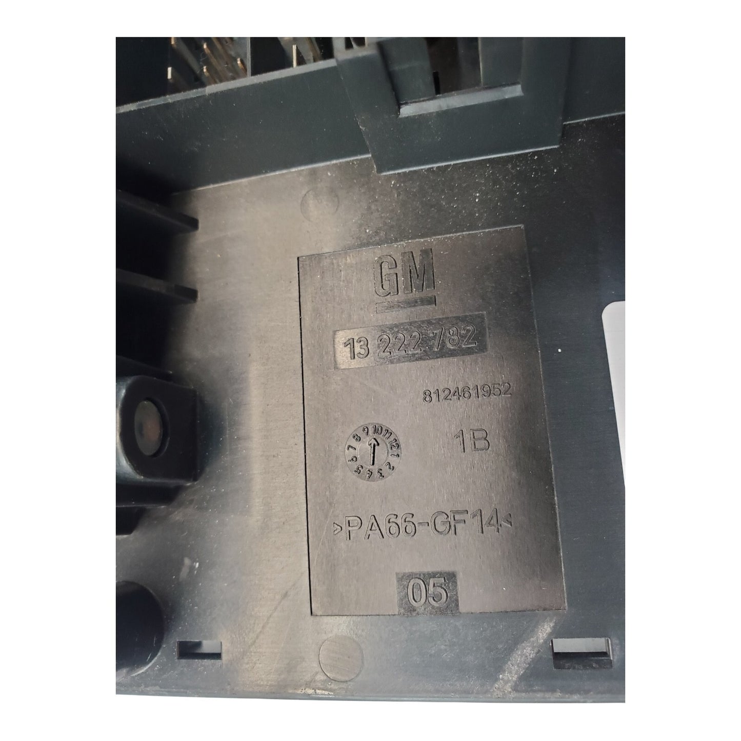 GM 13222782 Fuse Box Relay Module OEM 812461952 Chevy Cruze Malibu