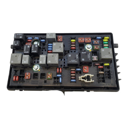 11-12 Chevrolet  Fusebox Fuse Box Relay Module 96982033_06 OEM