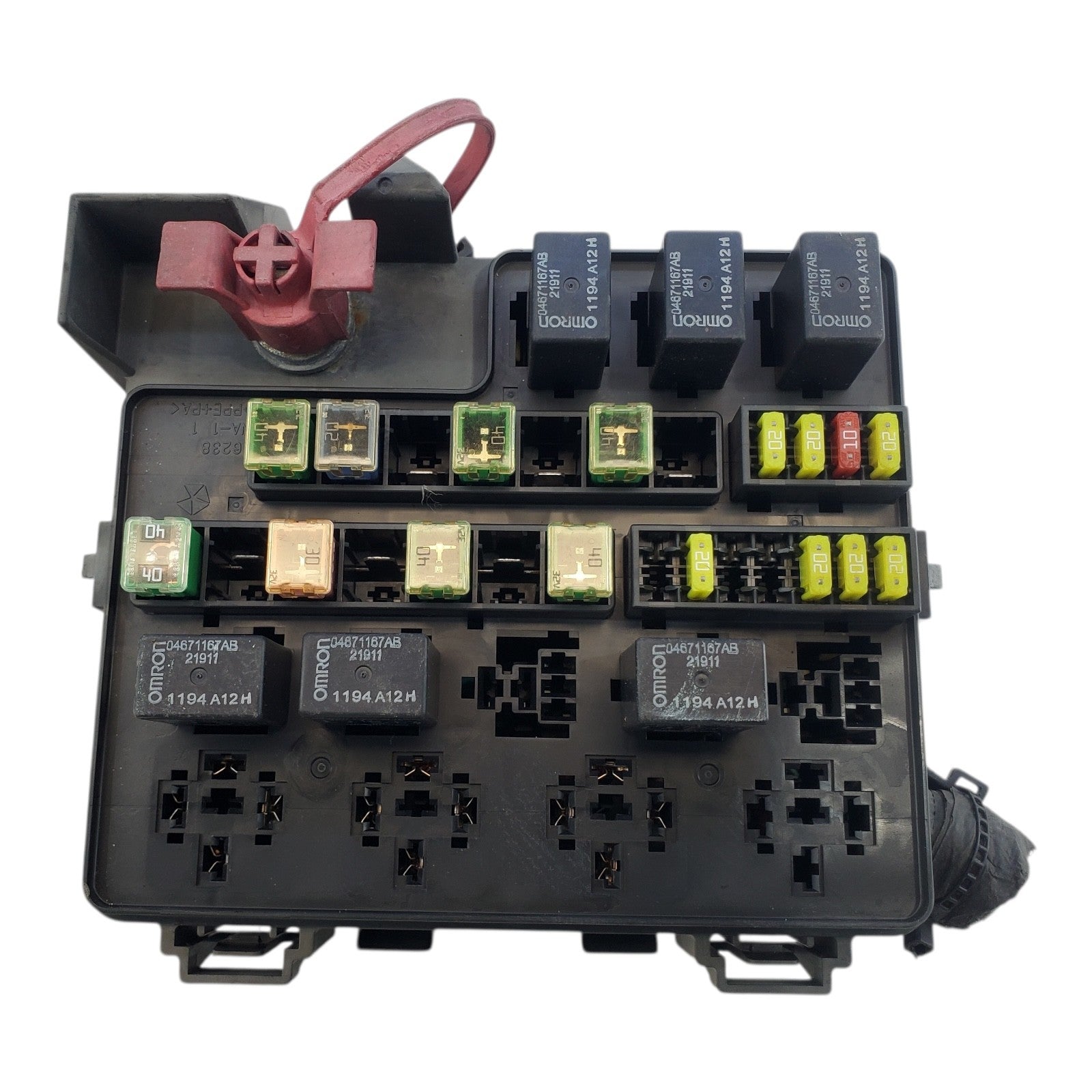 OEM 04-06 Dodge Stratus Chrysler Sebring Engine Fuse Relay Junction Box
