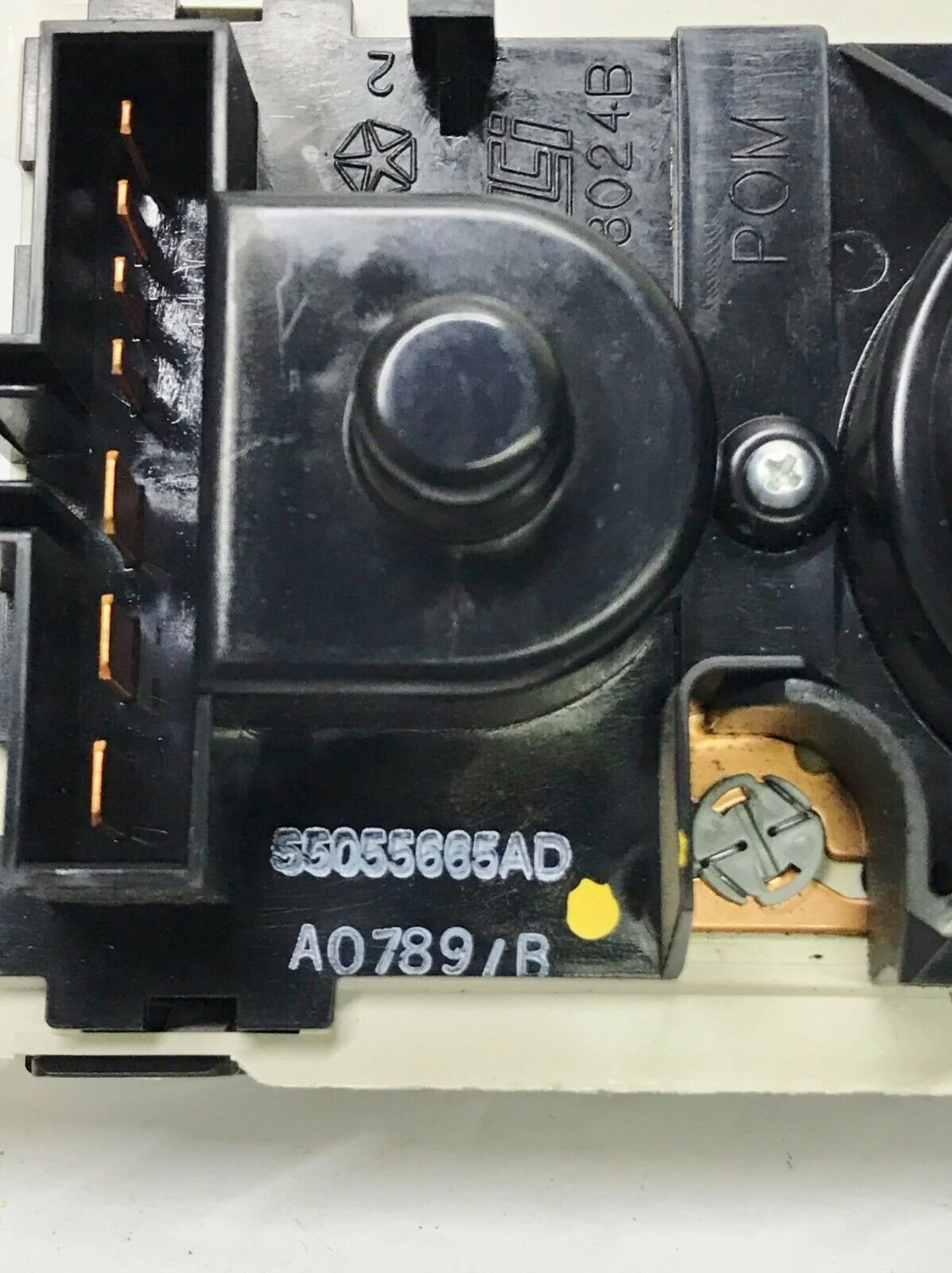 98-99 DODGE OEM A/C TEMP CLIMATE CONTROL PANEL UNIT SWITCH BUTTONS 55055665AD