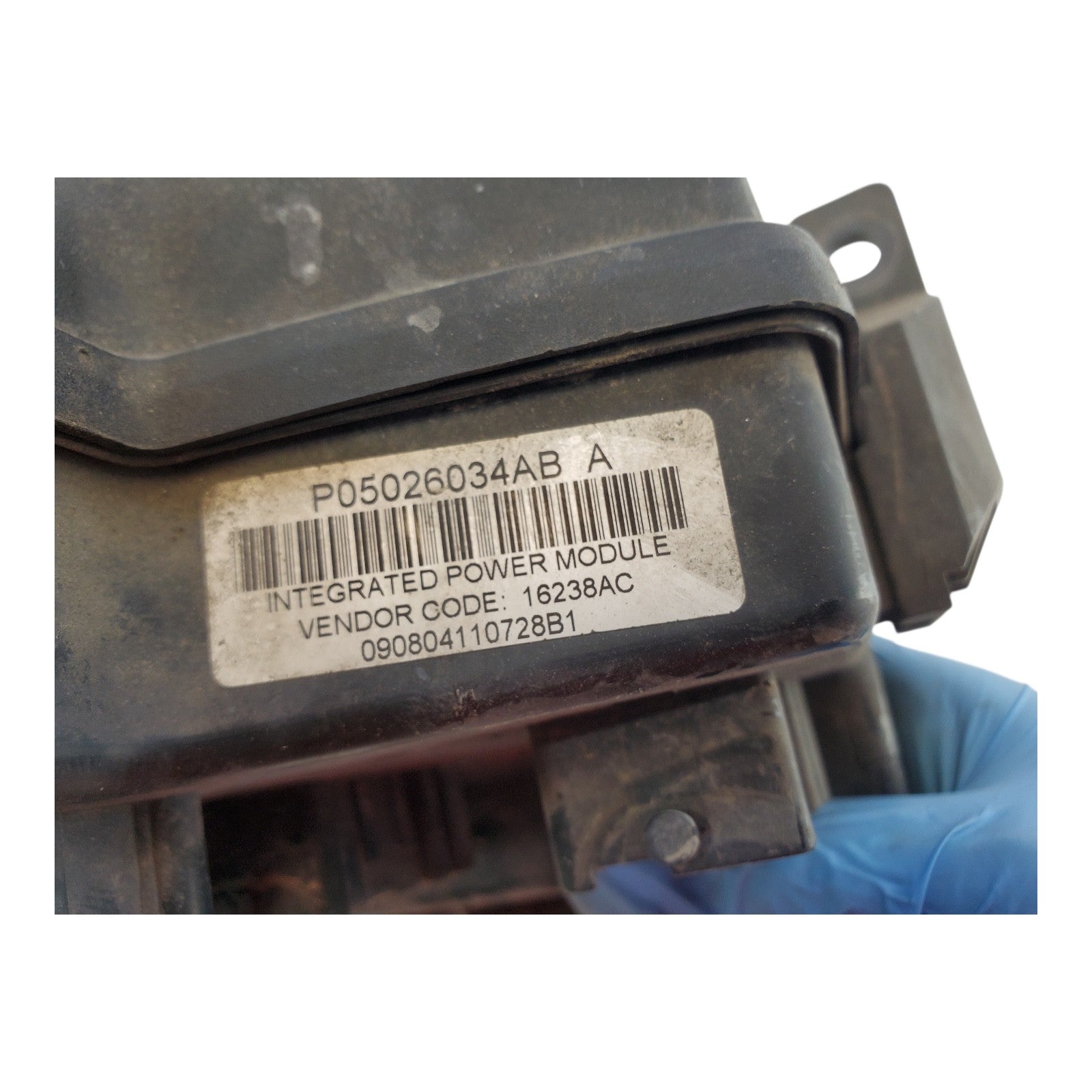 2002-2005 DODGE RAM 1500 2500 HEMI FUSE BOX TIPM RELAY PANEL POWER 05026034ab