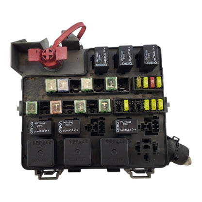 2005-2006 Dodge Stratus Fusebox Fuse Box Relay Module P05087249AC