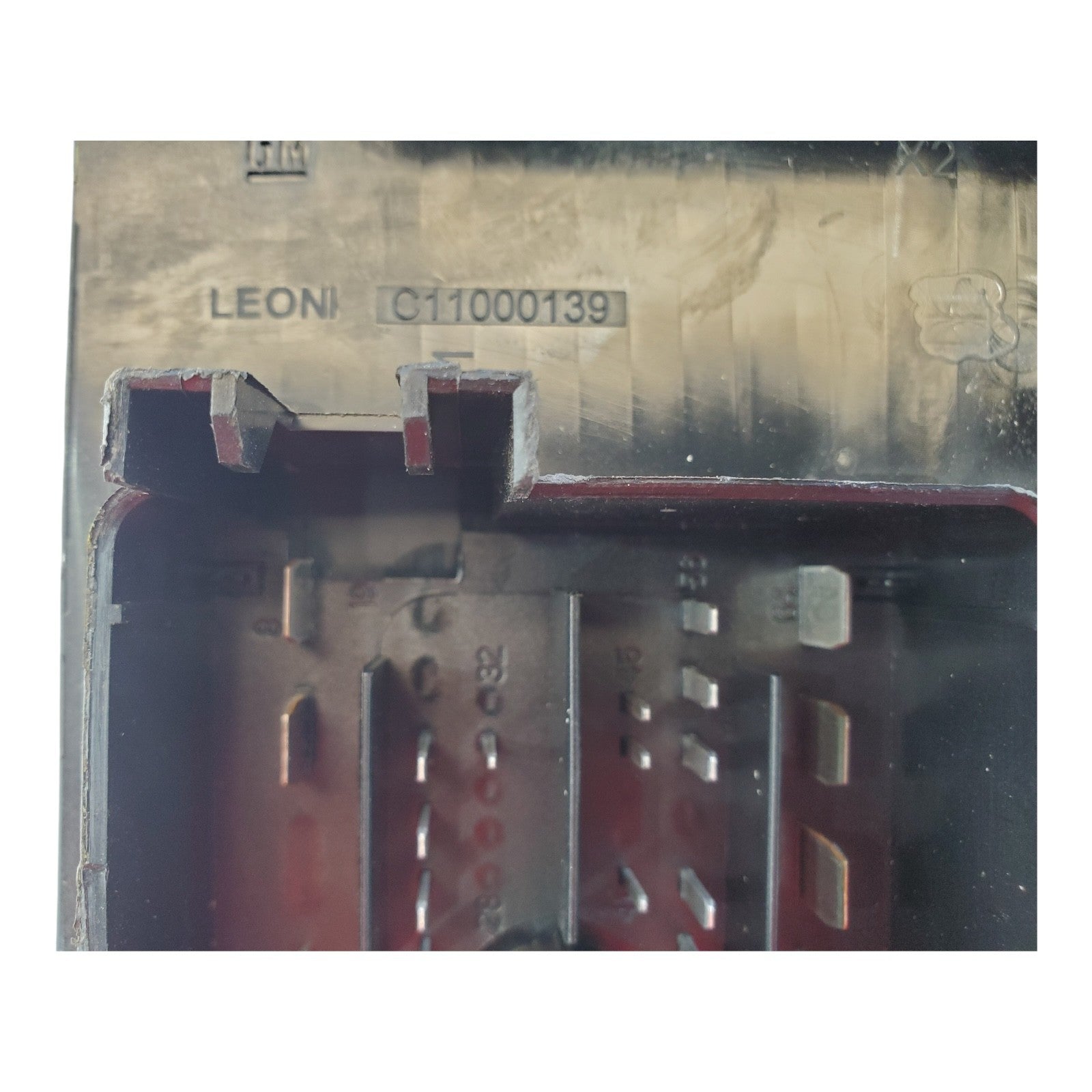 2015 2016 2017 BUICK VERANO 2.4L FUSE BOX JUNCTION RELAY OEM C11000139