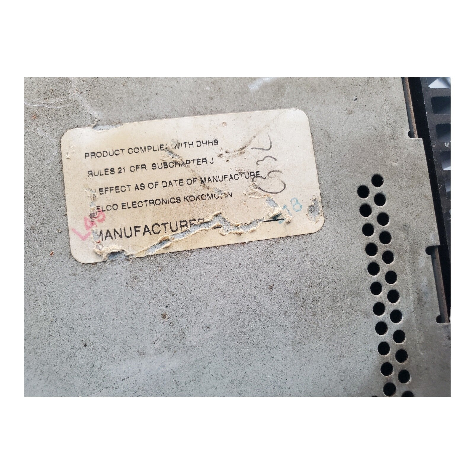 98-02 Chevy S10 Camaro Blazer  factory CD player radio OEM 09383045