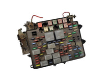 03-06 Chevy Tahoe GMC Yukon Engine Fuse Relay Box Fusebox OEM 15201930