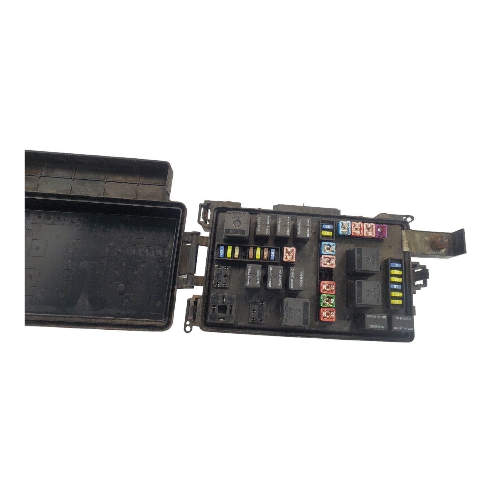 05-07 Dodge Charger Fuse Box Junction OEM P04692031AL