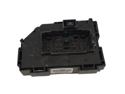 ✅08-11 CHEVY SILVERADO SIERRA FUSE BOX (G25) 20828608-01