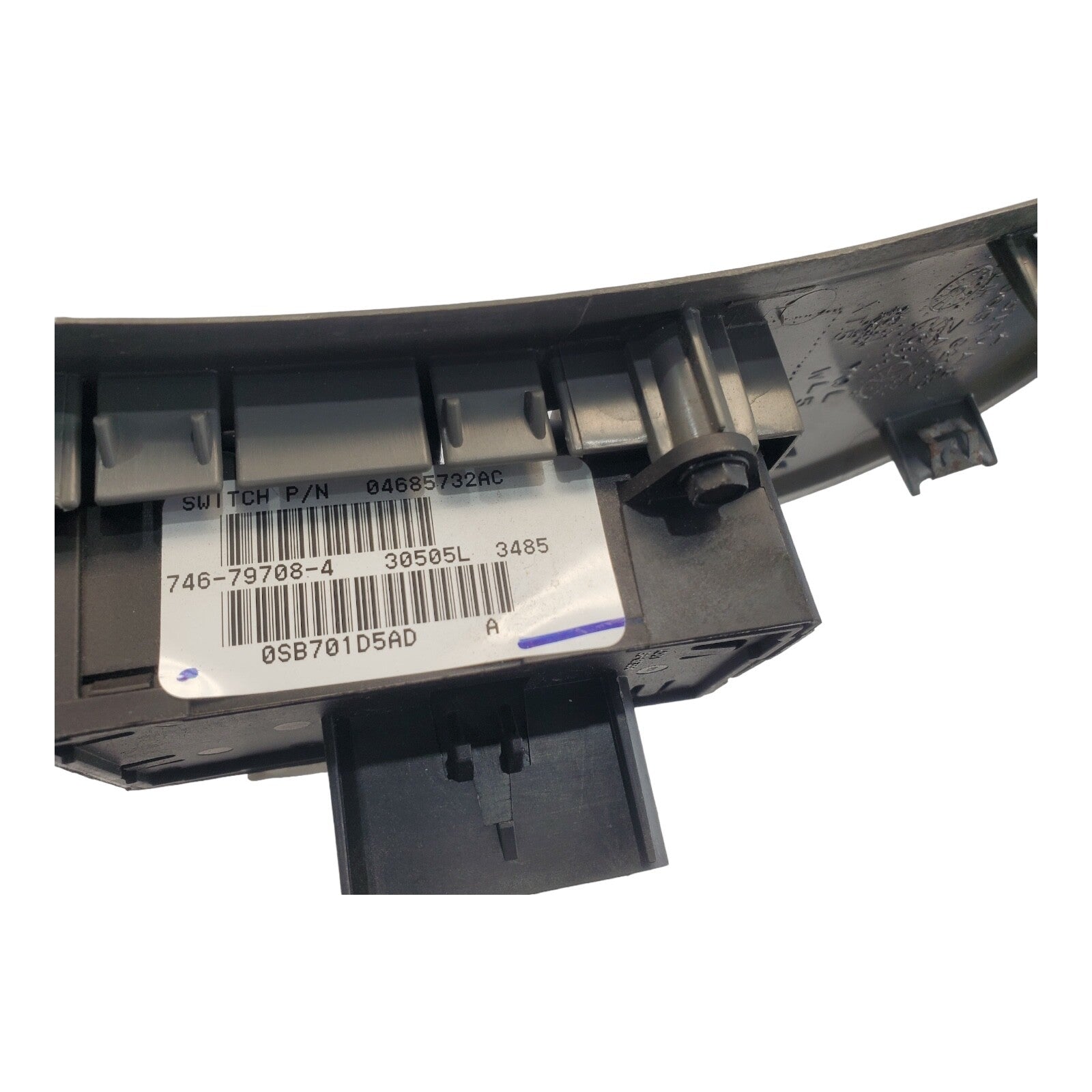 01-03 CHRYSLER TOWN AND COUNTRY LEFT FRONT Window Switch OEM 04685732AC