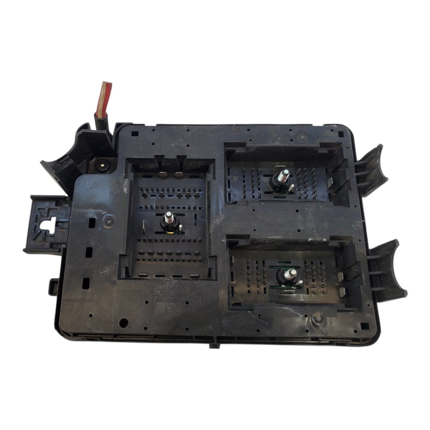 95383532 Chevy 2012-2016 Sonic Fuse Box Engine Bay Under Hood 2013 2014 2015 K32