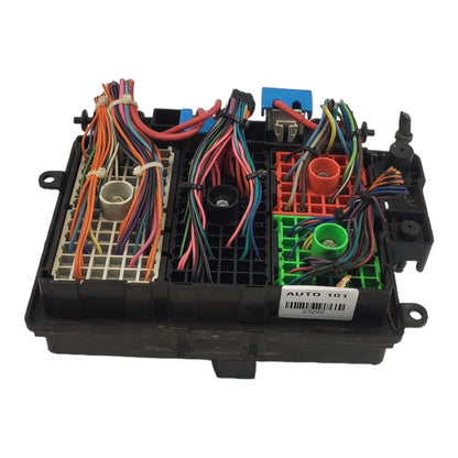 00 Silverado 5.3 2wd Fuse Box Junction OEM P/N 15328806-05