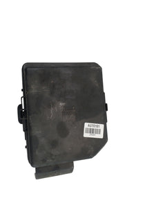 10 CHEVROLET IMPALA ENGINE FUSE BOX 20817314