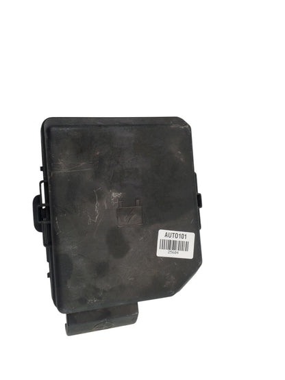 10 CHEVROLET IMPALA ENGINE FUSE BOX 20817314