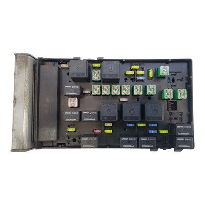03-05 Chrysler Town&Country Fuse & Relay Box Control Module 04748456AC USED OEM