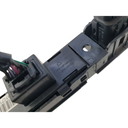 2008-2010 Saturn Vue SUV Dash Info Information Display Switch Control 60465184