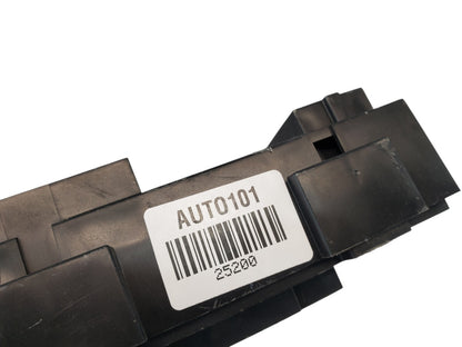 ✅08-11 CHEVY SILVERADO SIERRA FUSE BOX (G25) 20828608-01