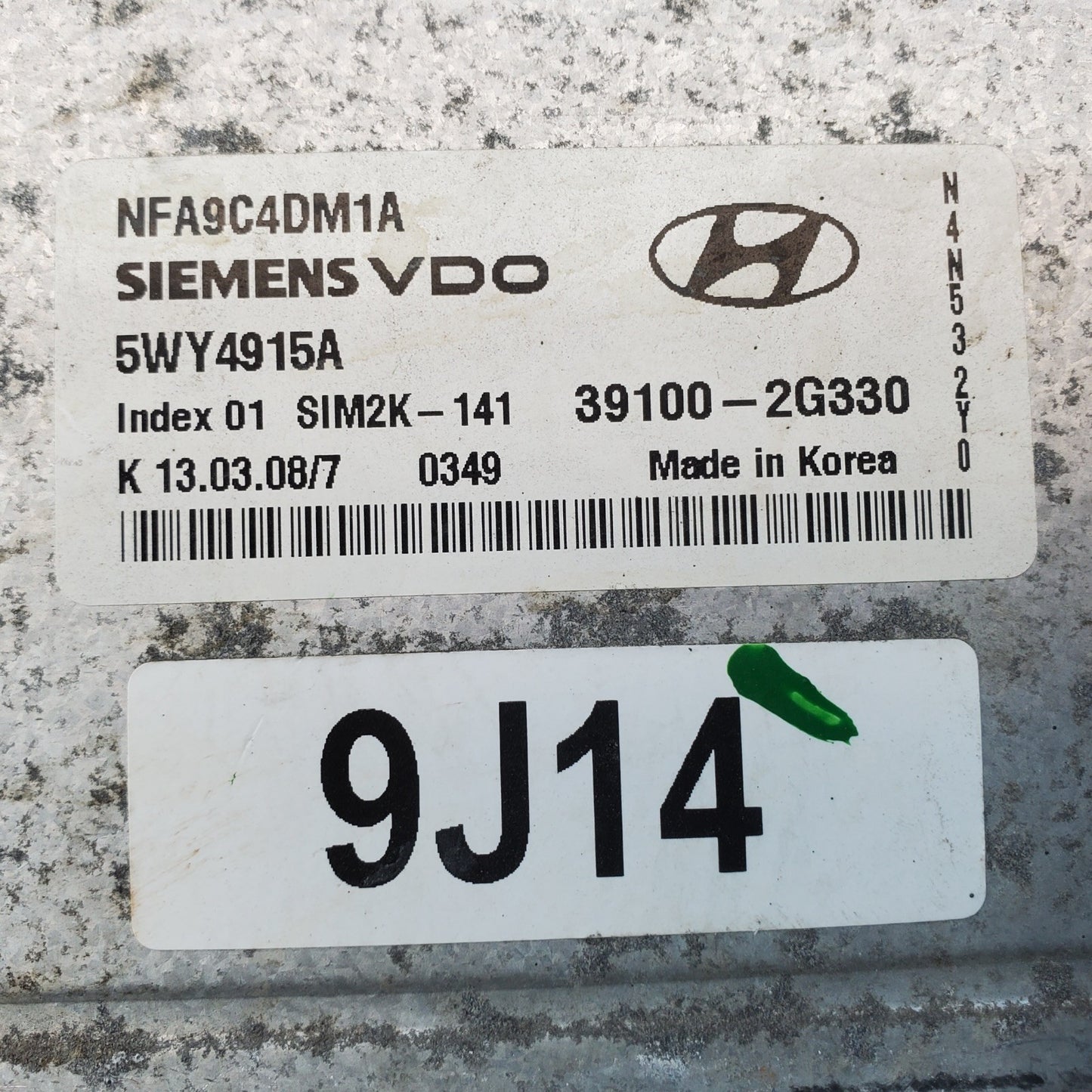 09 10 HYUNDAI SONATA Engine Motor Brain Box 2.4 39100-2G330