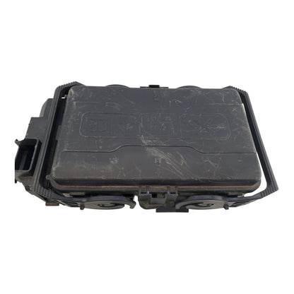 2016-2017 Chevrolet Malibu Fusebox Fuse Box Relay Module 84144636-01 CVG
