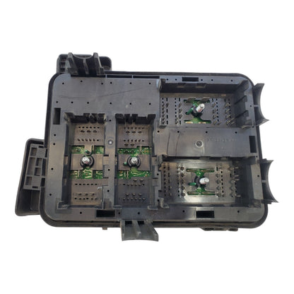 2010 Chevy Equinox Fuse Box 20848336 2010-2013 Junction