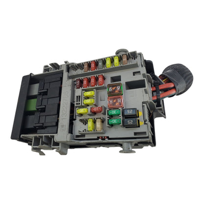 13-19 Cadillac XTS Fuse Relay Box Body Control Module 13222786 Oem