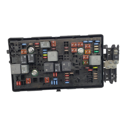 2013 Chevrolet Malibu Engine Fuse Box 20960720_01