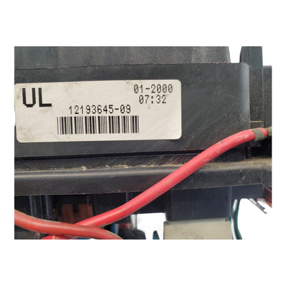 1999-2002 Chevrolet Silverado Suburban Tahoe Fuse Box Junction OEM 12193645-09