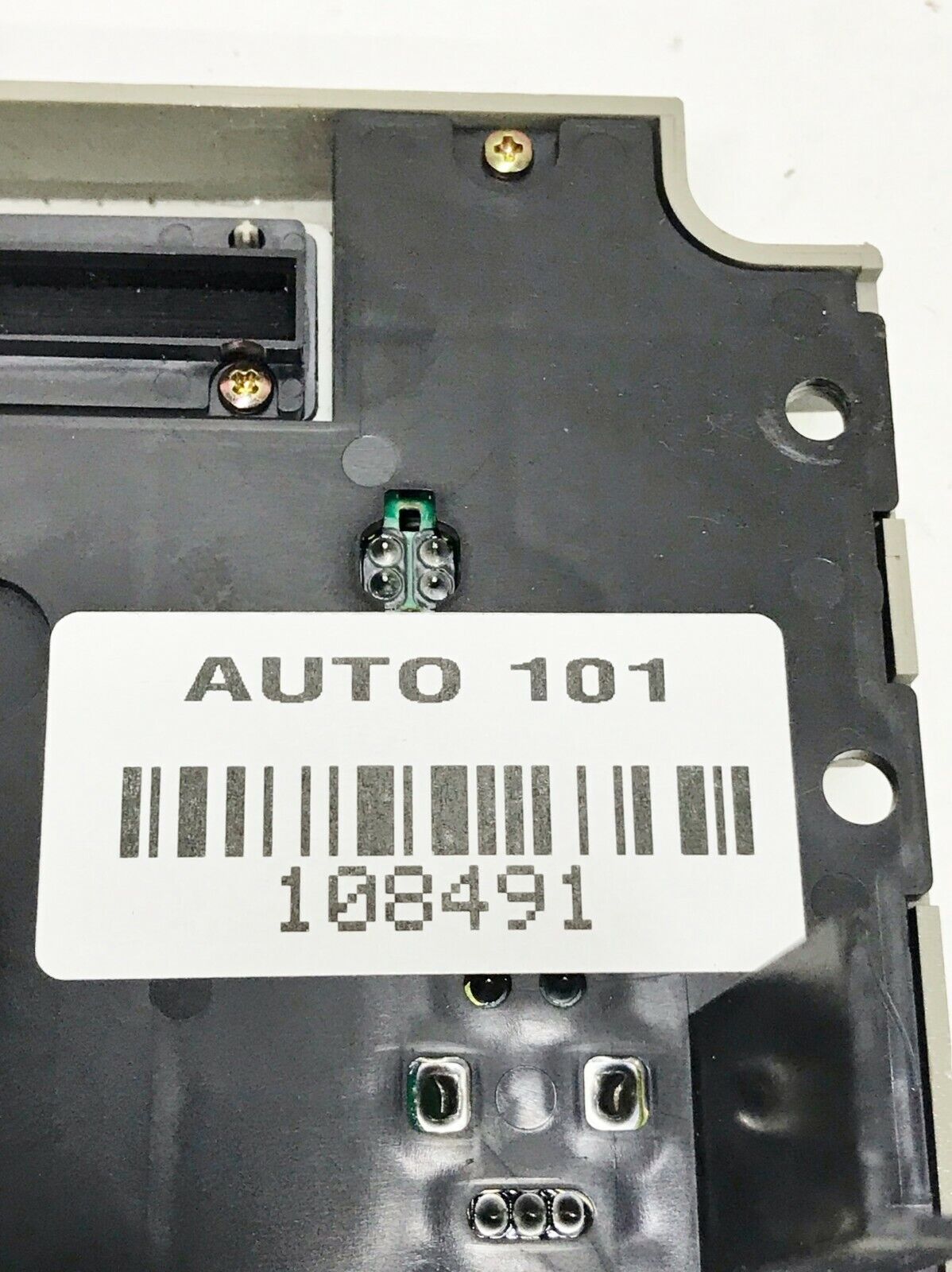 ✅ 04-05 Mitsubishi Endeavor Galant Audio CD Radio Control Faceplate MR576015ZZ