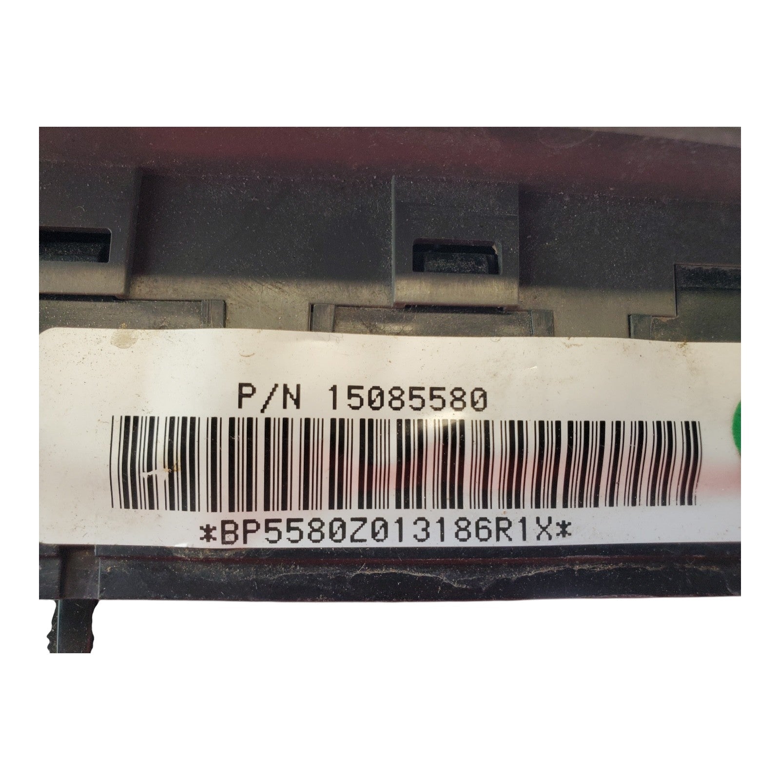 02 - 05 CHEVY TRAILBLAZER DRIVER SIDE MASTER POWER WINDOW SWITCH P/N 15085580