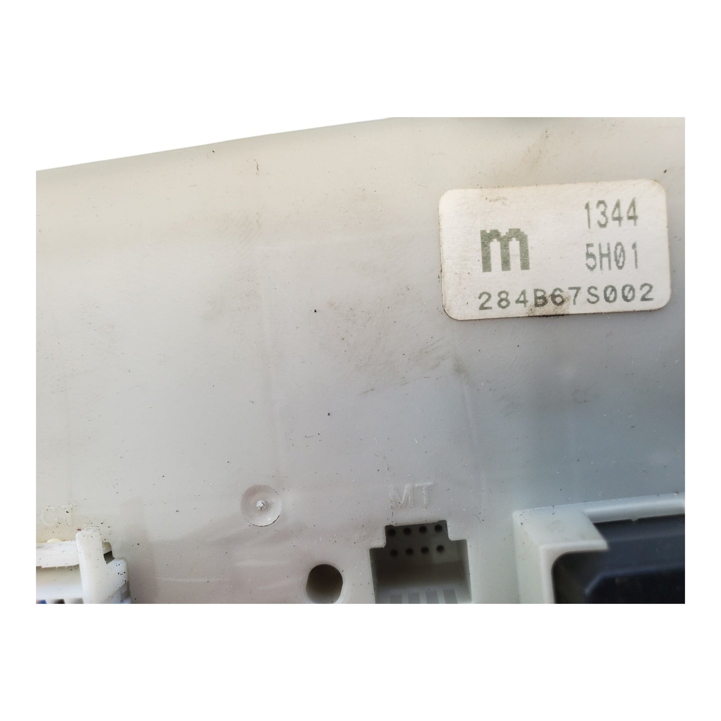 2004-2006 Nissan Titan Armada Xterra Qx56 Ipdm Fuse Box Body Module 284B67S002