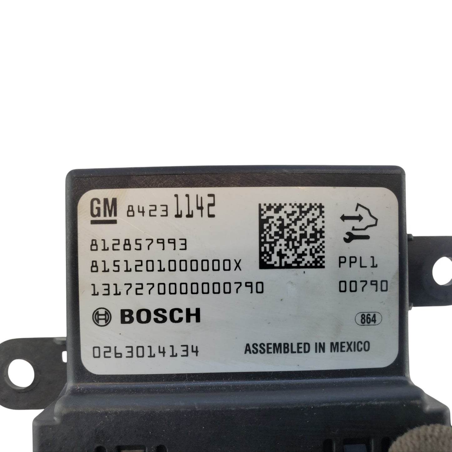 18 GMC YUKON DENALI DRIVER PARK ASSIST MODULE 84231142