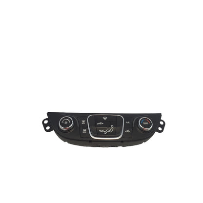 2016 2017 CHEVROLET MLAIBU LS AC Control OEM 84178406