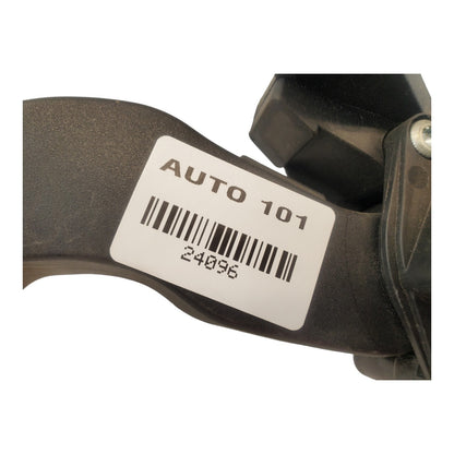 04-05 Dodge Durango Accelerator Pedal 53032684AC