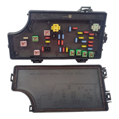 08-09 Dodge Caliber Integrated Power Fuse Box P68028007 OEM