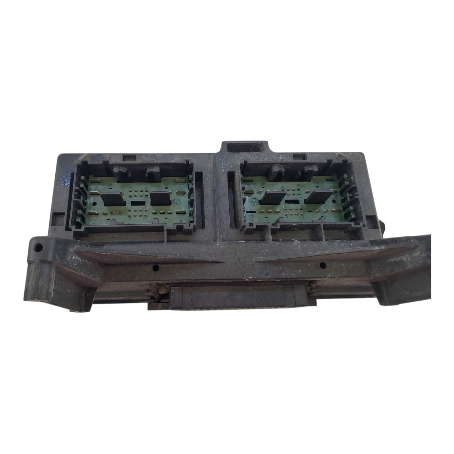 2006 Dodge Durango SXT TIPM POWER DISTRIBUTION FUSE RELAY BOX OEM  # 04692112AD