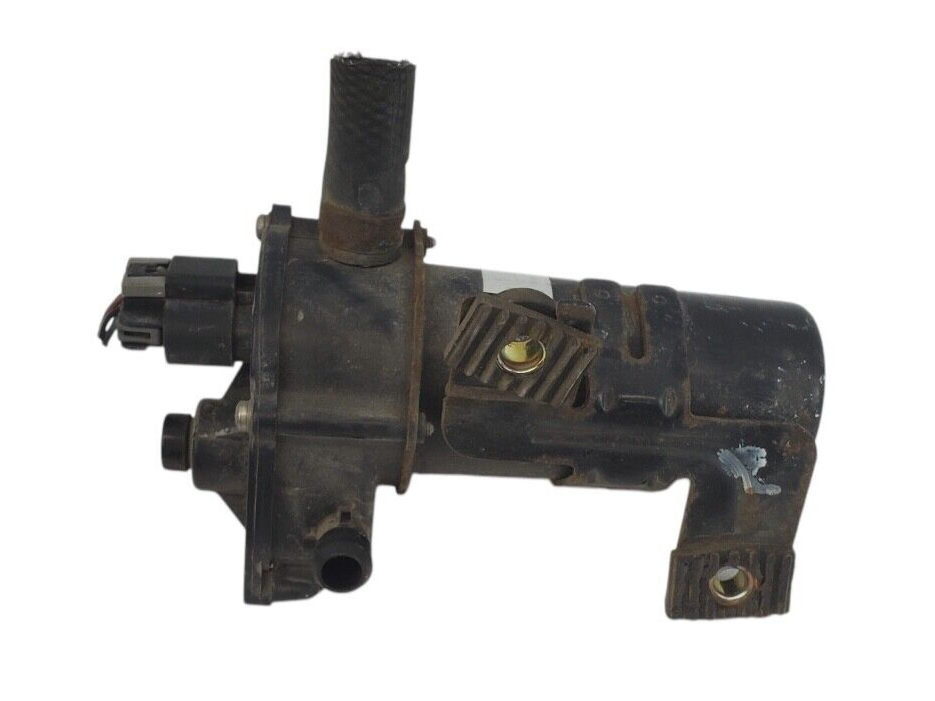 03-06 GMC YUKON SILVERADO TAHOE OEM BRAKE VACUUM ASSIST PUMP 18049393