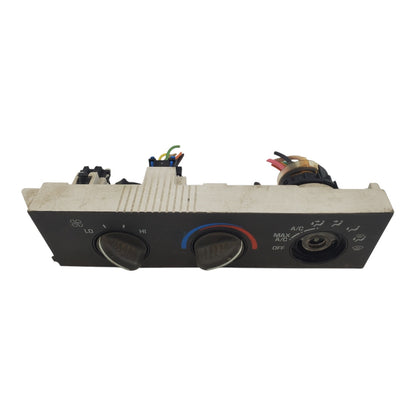2005-2005 Chevrolet Express 3500 Ac Heater Climate Control 16202950 JLB3P