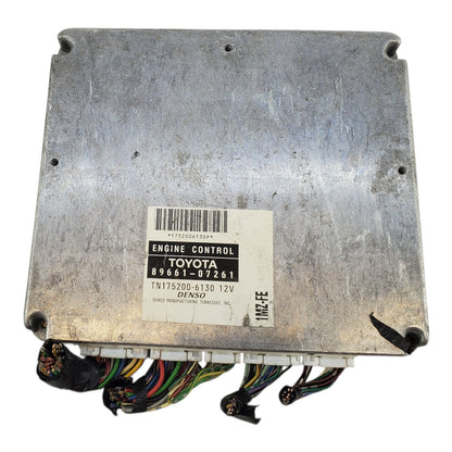 00 01 Toyota Avalon Engine Control Module Computer ECM ECU Unit 8966107261