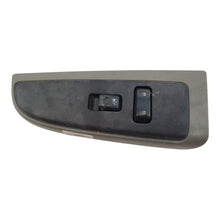 03-06 GM GMC TAHOE YUKON ESCALADE SIERRA PASS  WINDOW SWITCH # 15132194      M2